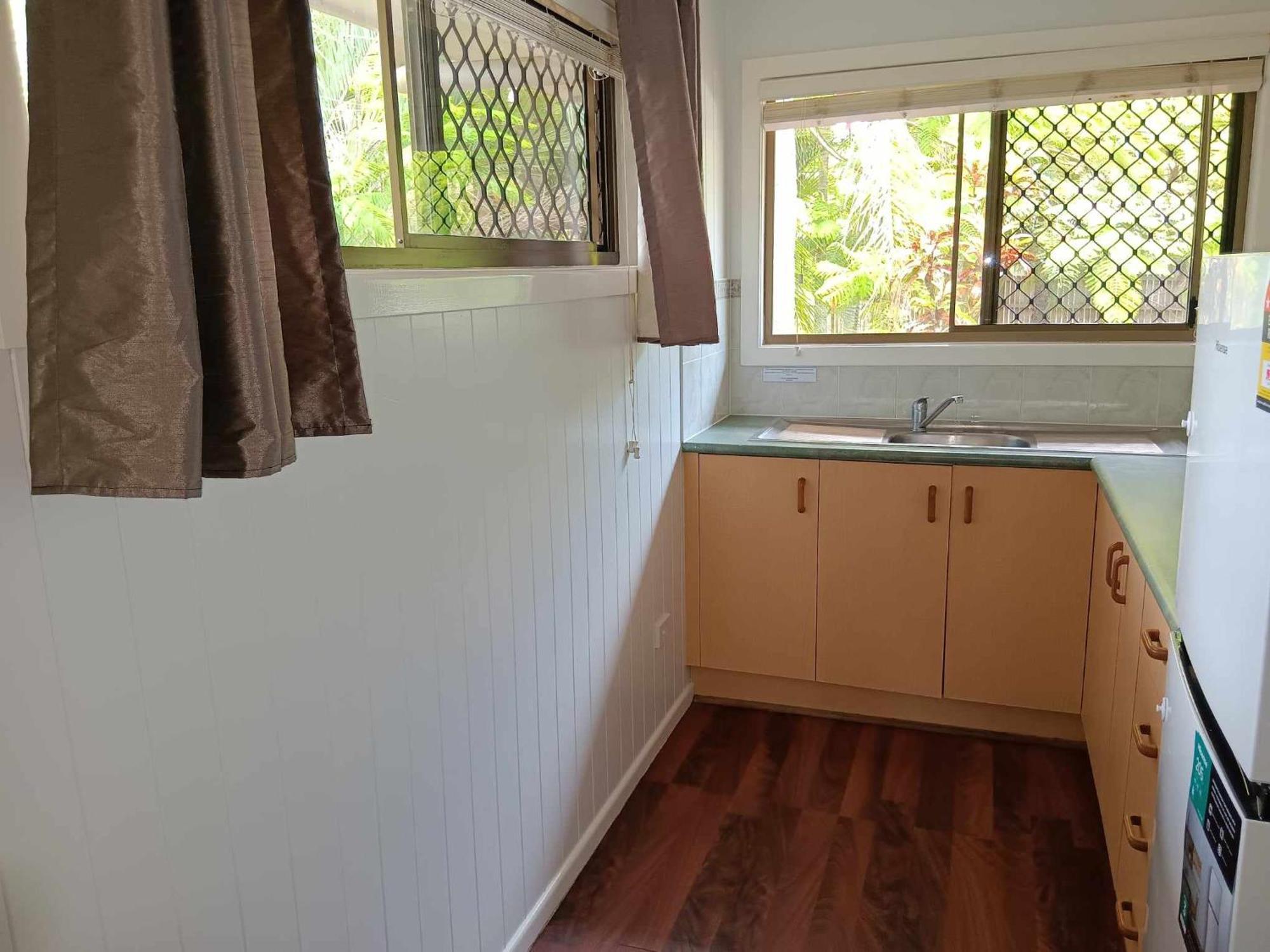 Sanctuary Lakes Fauna Retreat Urangan ภายนอก รูปภาพ
