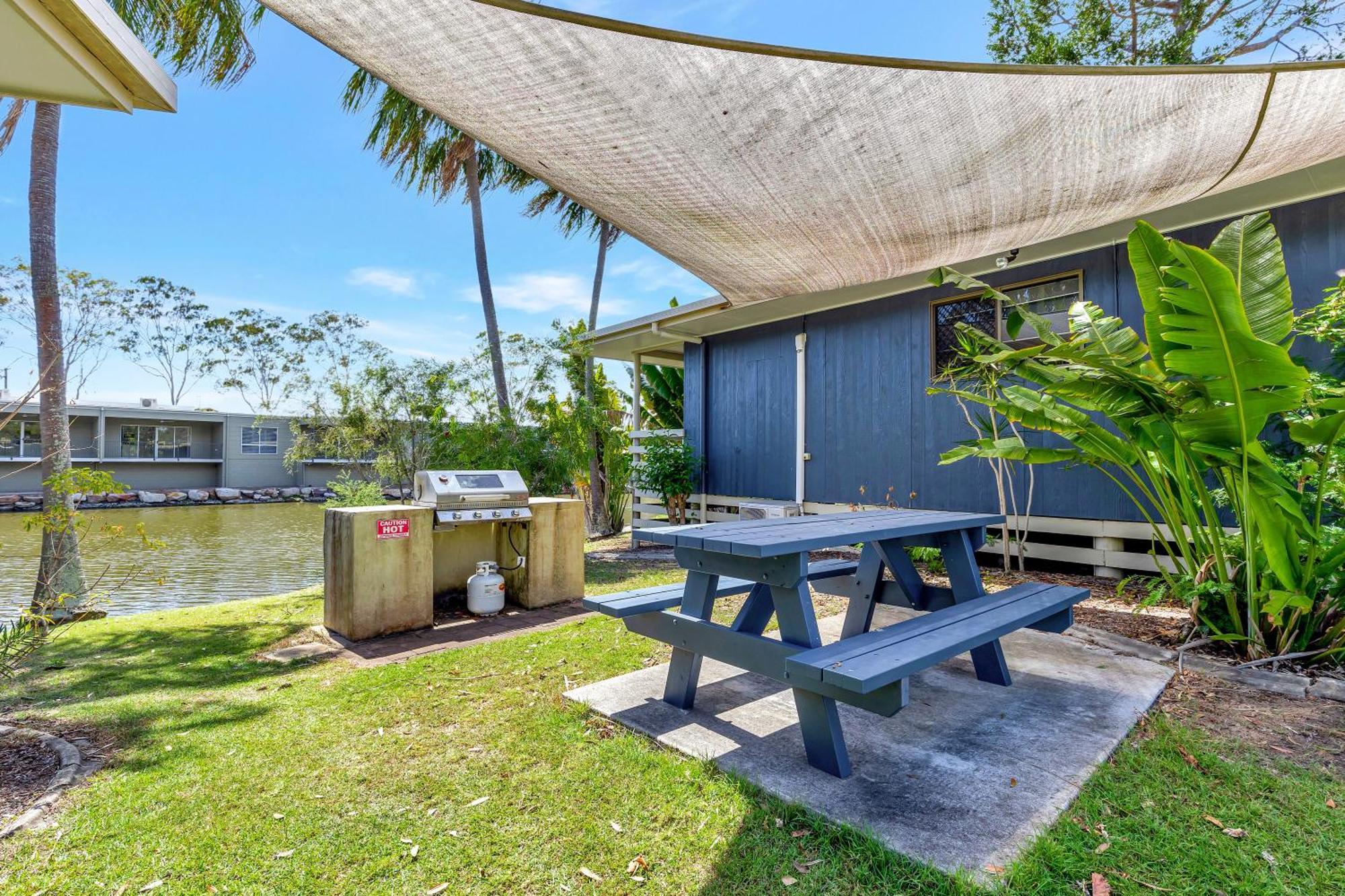 Sanctuary Lakes Fauna Retreat Urangan ภายนอก รูปภาพ