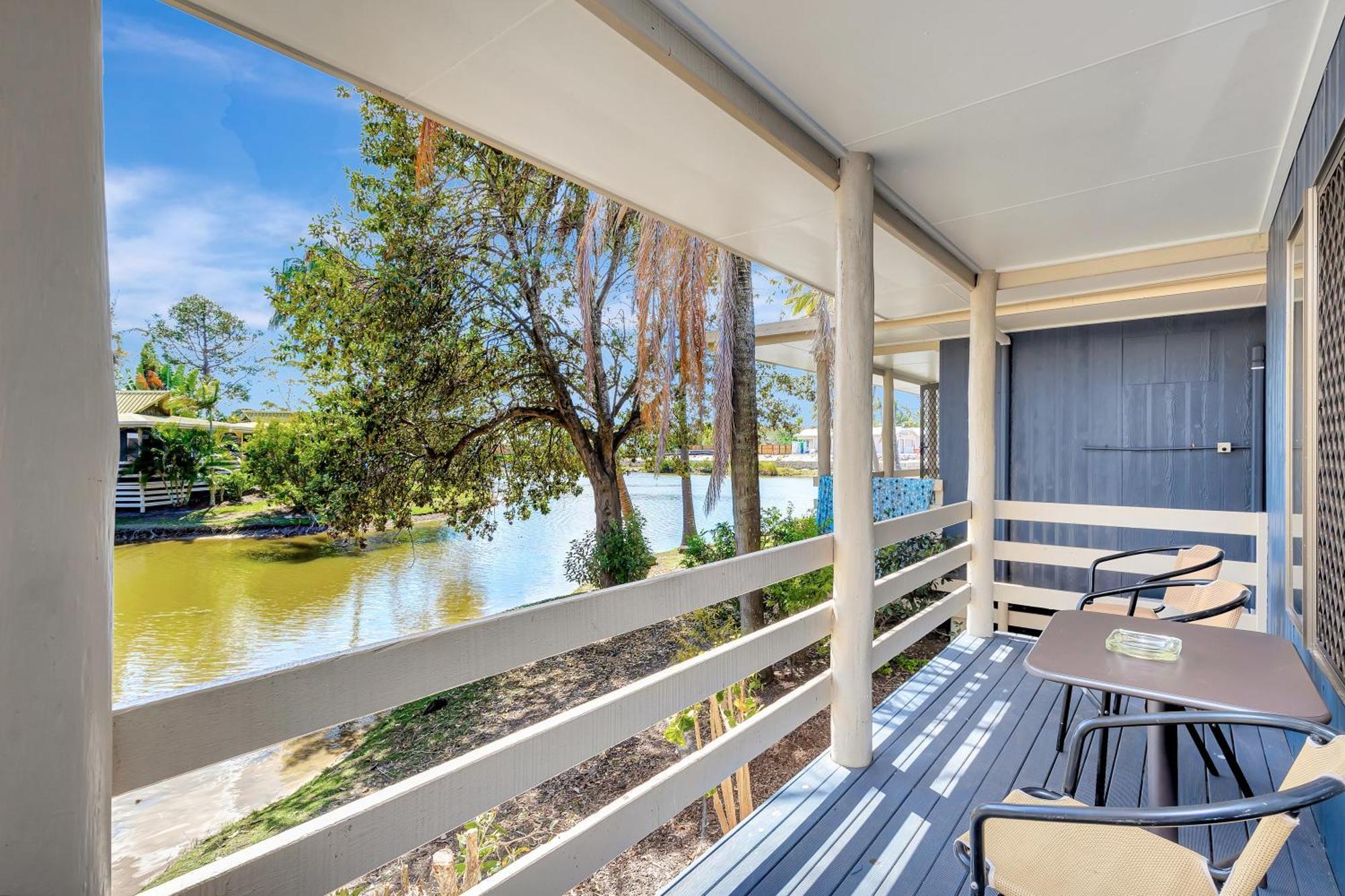Sanctuary Lakes Fauna Retreat Urangan ภายนอก รูปภาพ